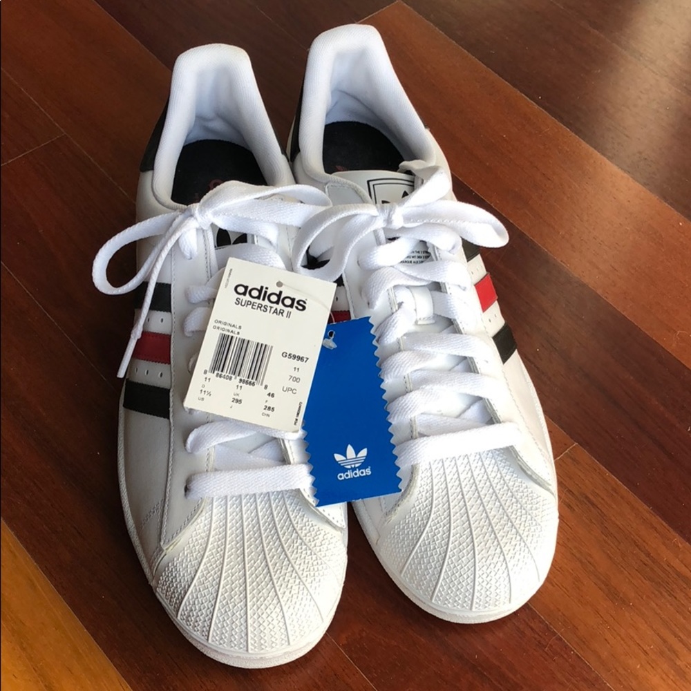 Never worn Men’s adidas Superstar II size 11.5